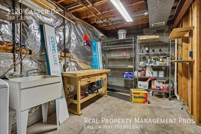 Building Photo - 1120 Casper Dr