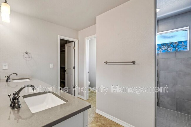 Building Photo - 10056 Edgemont Ranch Ln