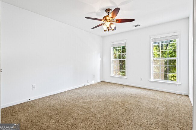 Building Photo - 3062 Eastbrook Terrace