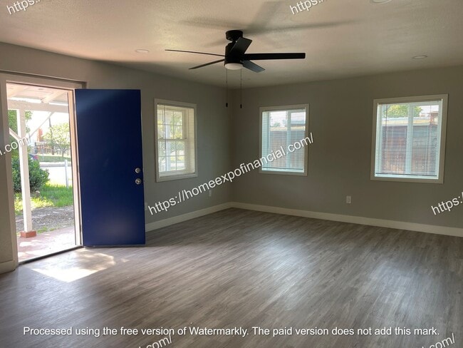 Building Photo - Nice Front House In The City Of San Bernardino