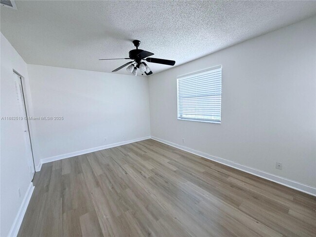 Building Photo - 5761 Riverside Dr