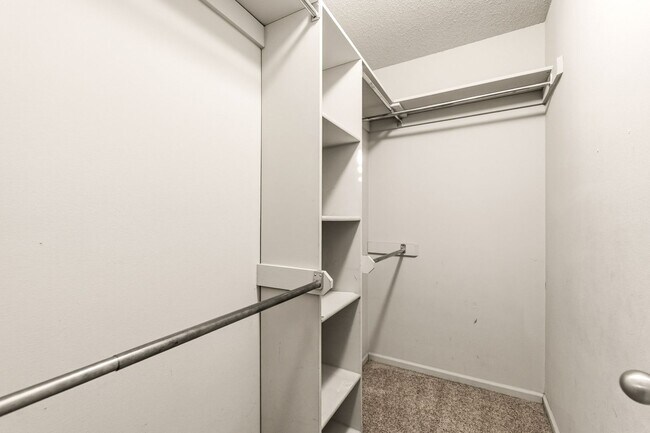 Building Photo - Great location in Sherwood