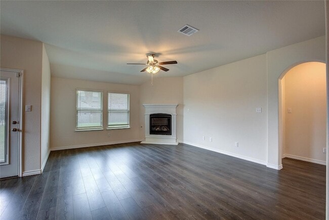Building Photo - 203 Gatecrest Dr