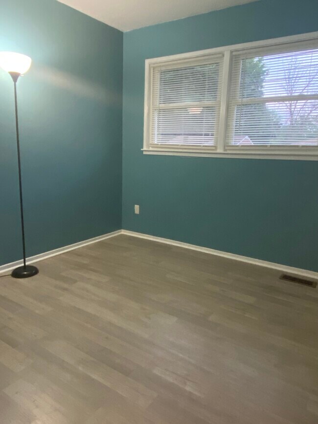 Building Photo - 6300 Hackberry Way