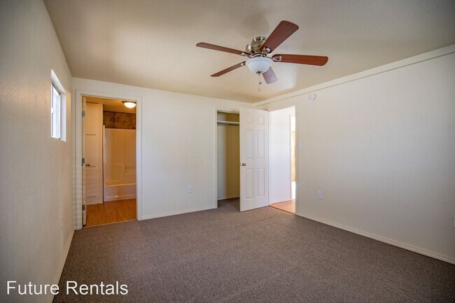 Building Photo - 3 br, 2 bath House - 1010 Dexter