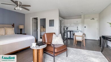 Building Photo - 2305 Aaron St