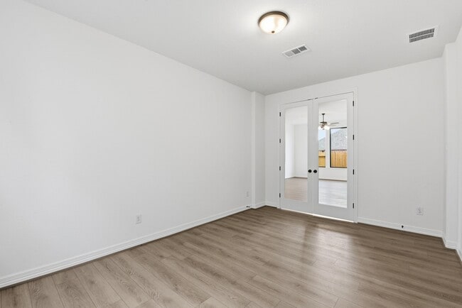 Building Photo - 5019 Field Sparrow Ln