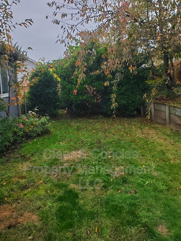 Building Photo - 3611 Berkshire St