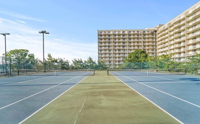 Building Photo - 1055 River Rd