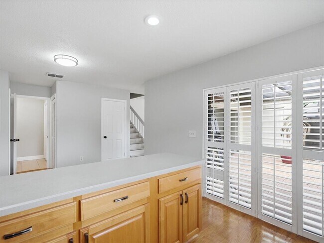 Building Photo - 15338 E Pond Woods Dr