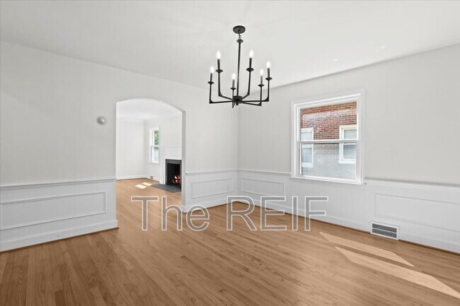 Building Photo - 17421 Quincy St