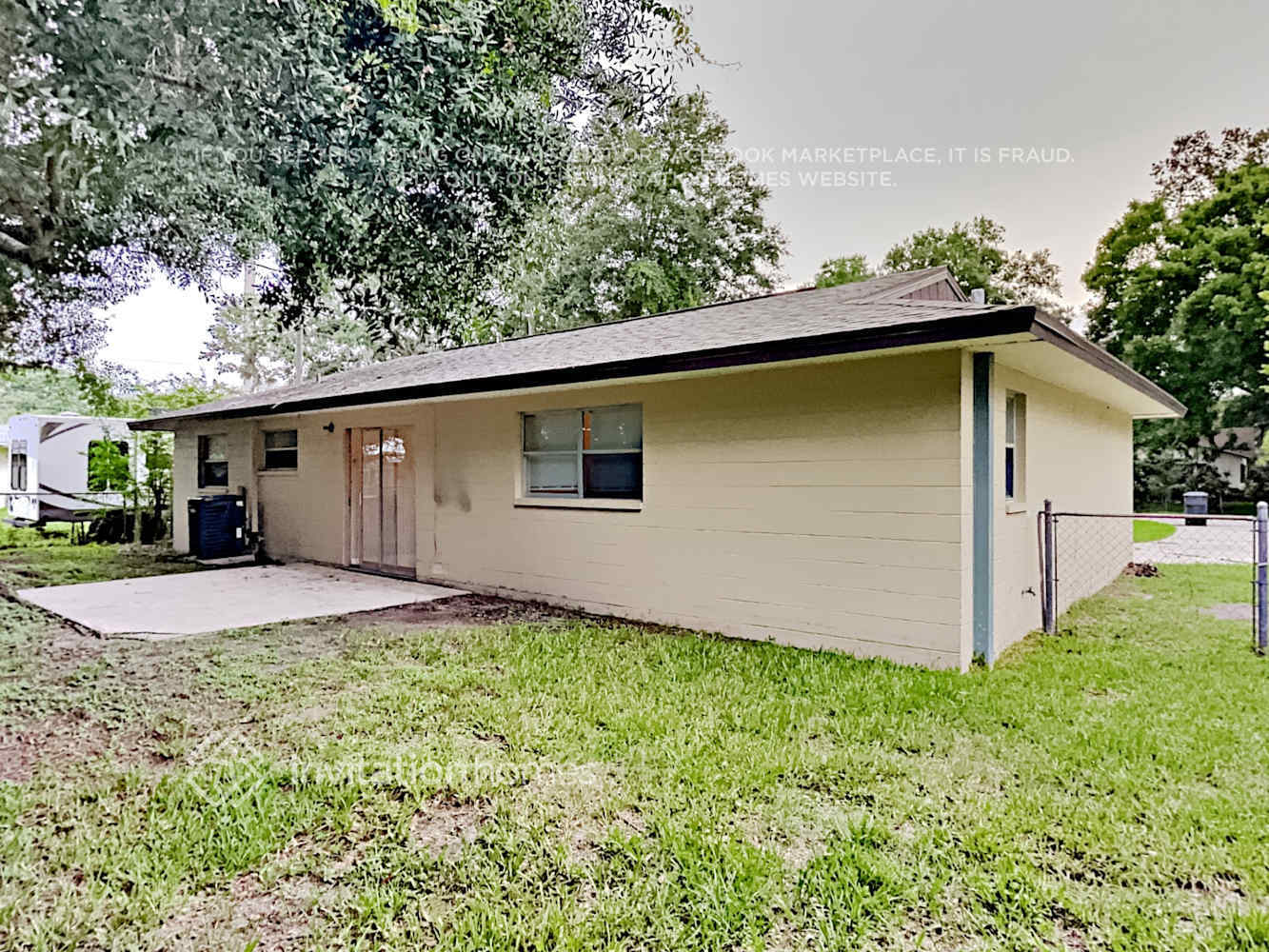 Building Photo - 2615 Roxie Ave