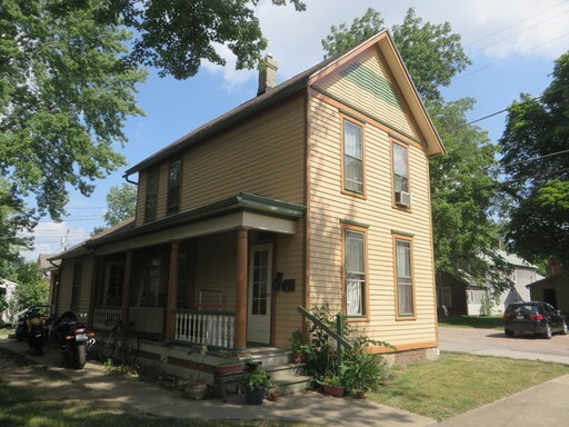 Primary Photo - 1015 Jackson St