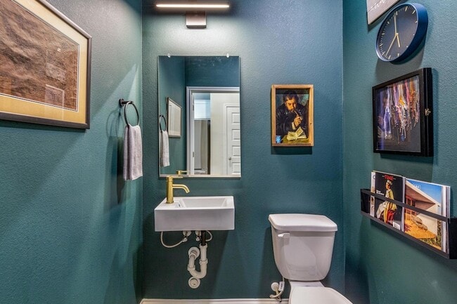 Building Photo - 7812 Moody Bend