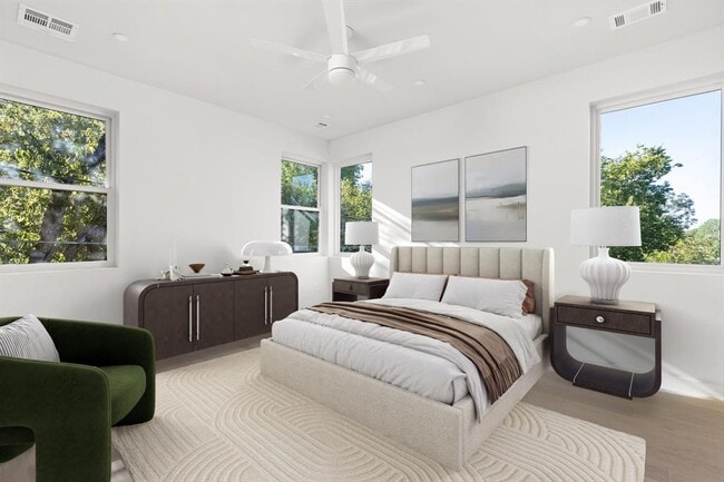 Building Photo - 613 Clifford Dr