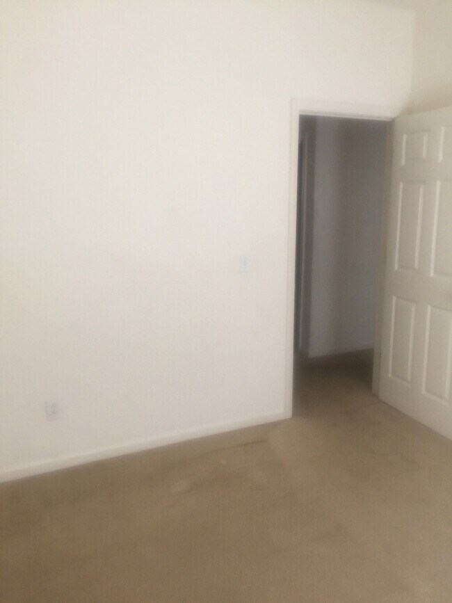 Building Photo - 3962 Blackberry Ave