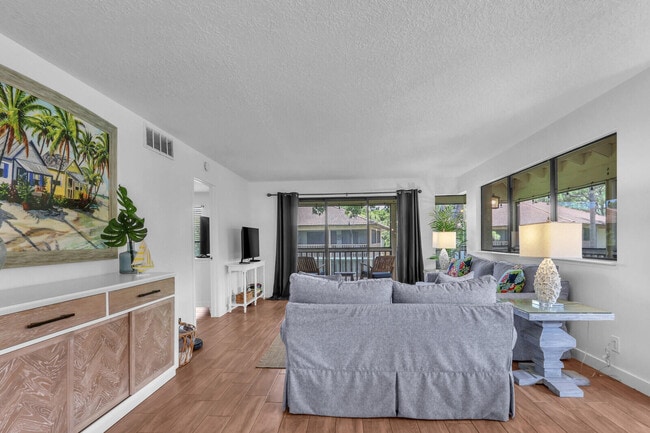 Building Photo - 632 Brackenwood Cove