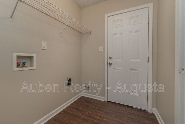 Building Photo - 3609 Stanton Ct