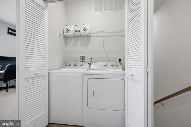 Building Photo - 17 Sage Wy