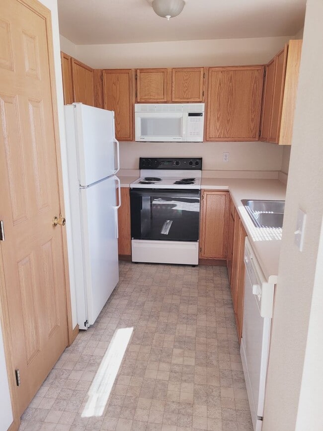 Building Photo - Charming 2-Bed in Central Bozeman