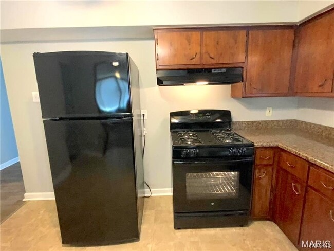 Building Photo - 120 Dean Ave