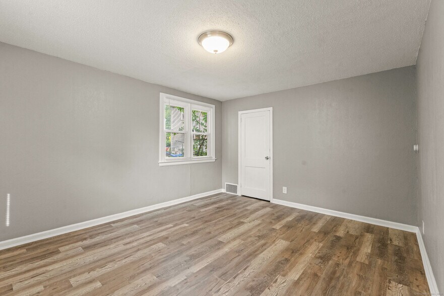 Building Photo - 101 Cannon Rd