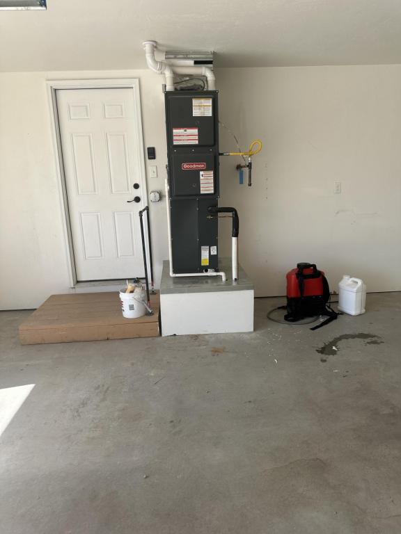 Building Photo - 10367 Kings View Rd