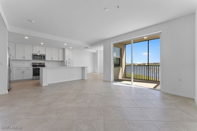 Building Photo - 5555 Double Eagle Cir