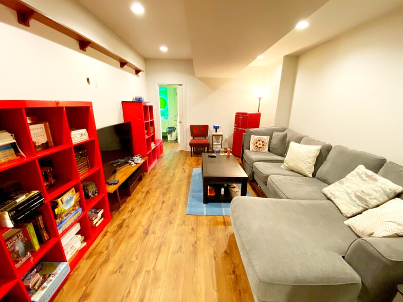 Lower Level Family Room -Perfect Home Theater - 1422 Osceola Ave