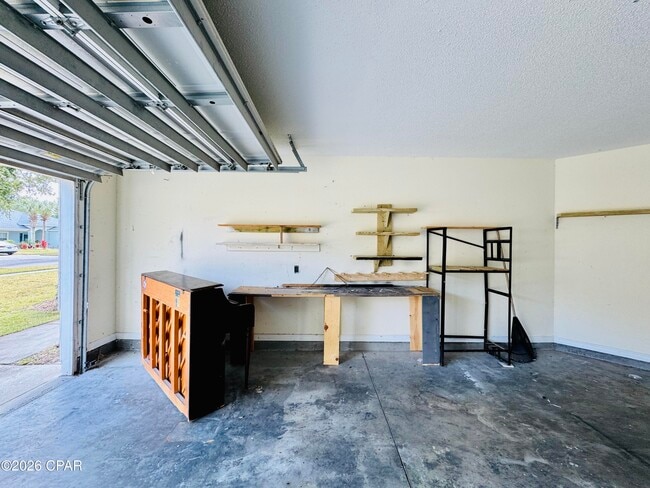 Building Photo - 409 Bainbridge St