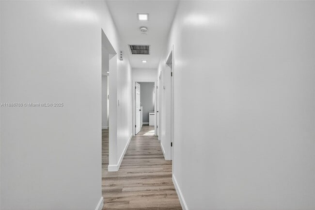 Building Photo - 1820 N 56th Ave