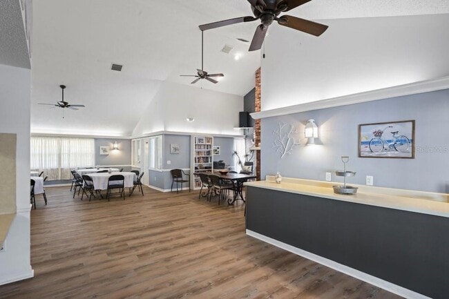 Building Photo - 6634 Hickorywood Ln