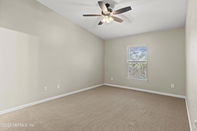 Building Photo - 7043 Deer Lodge Cir