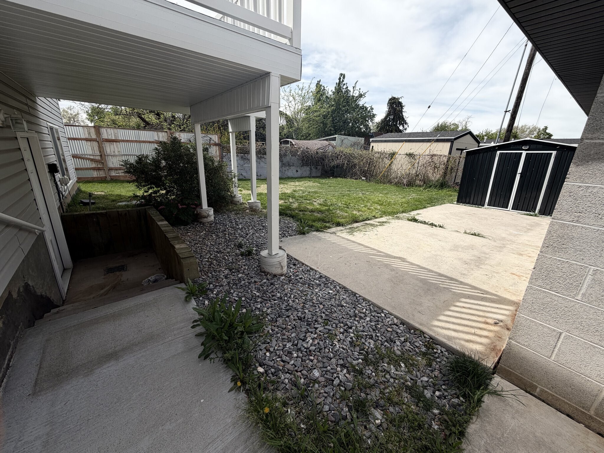 Building Photo - 5729 S 2400 W