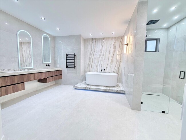 Building Photo - 19880 SW 134th Ave