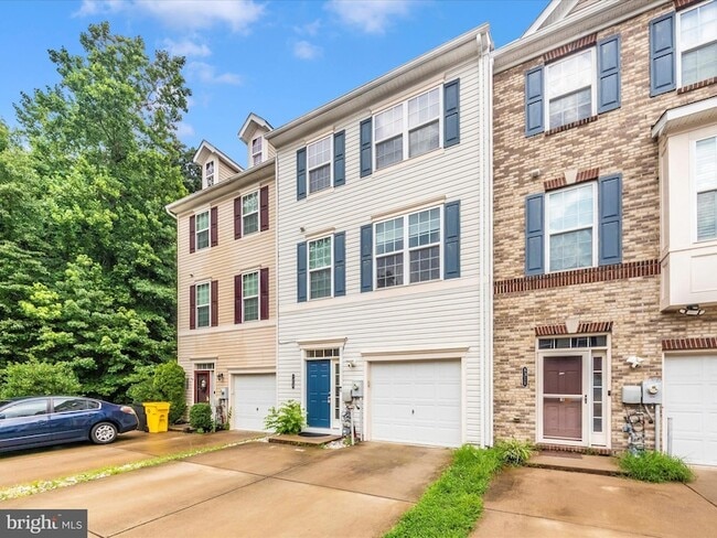 Building Photo - 8313 Black Harrier Ln