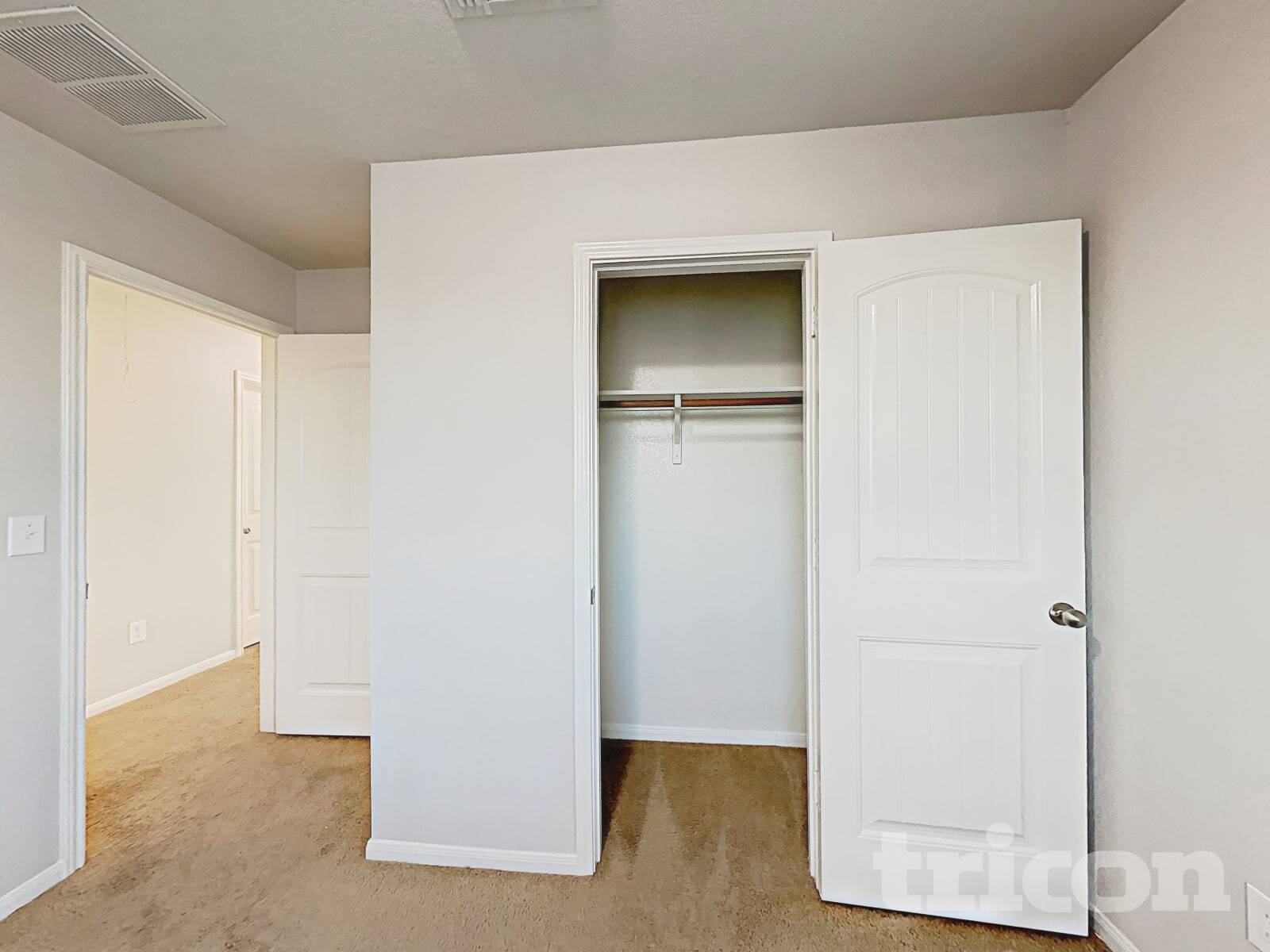 Building Photo - 15012 Custis Ln