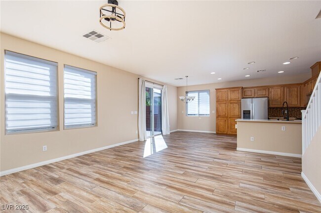 Building Photo - 10520 Harvest Wind Dr