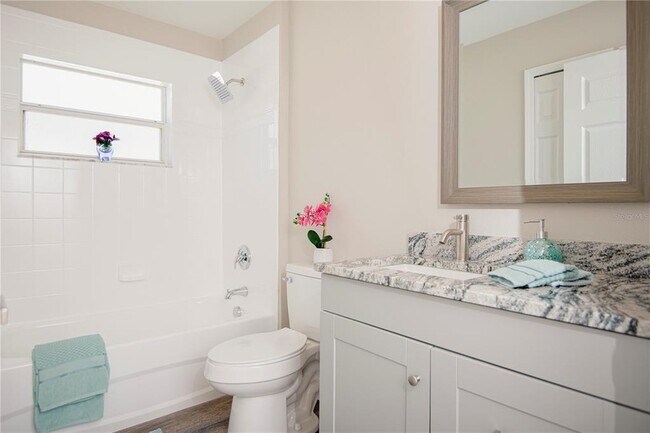 Building Photo - 8002 Carriage Pointe Dr