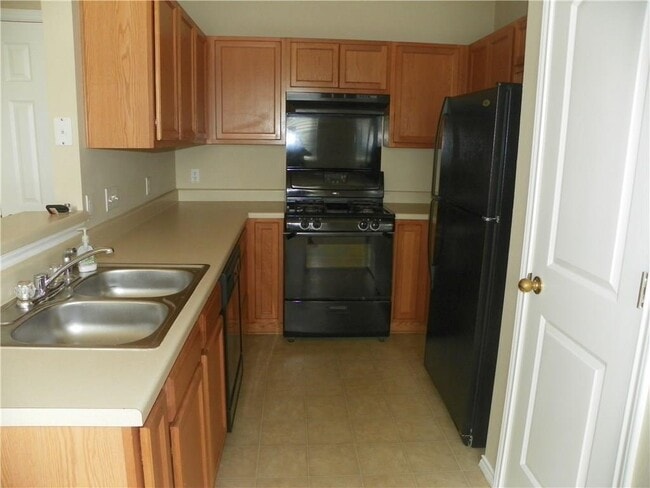 Building Photo - 14001 Cambourne Dr