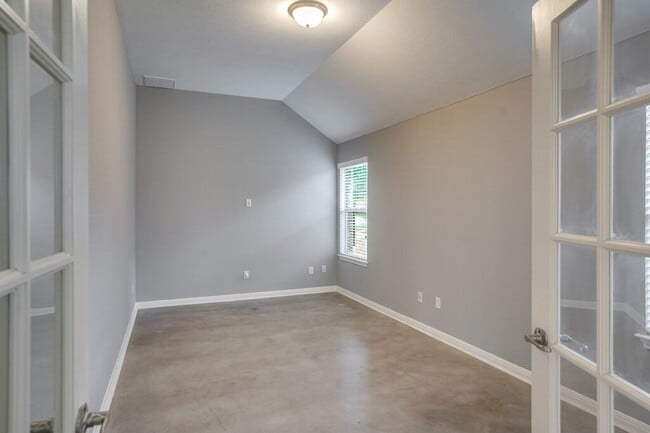 Building Photo - 125 Snowdrift Trail