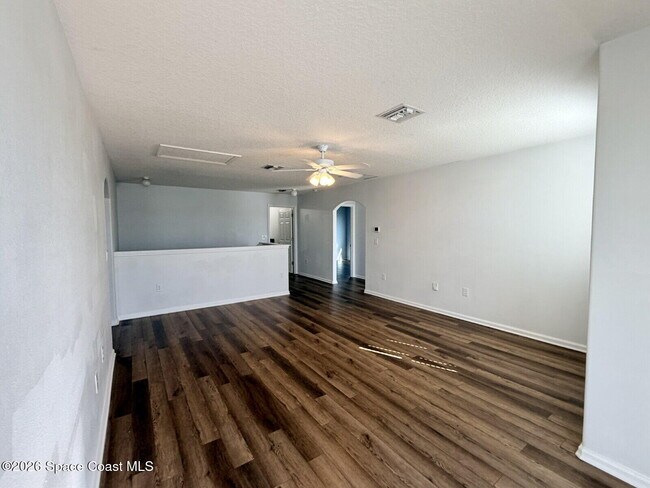 Building Photo - 1623 Musgrass Cir