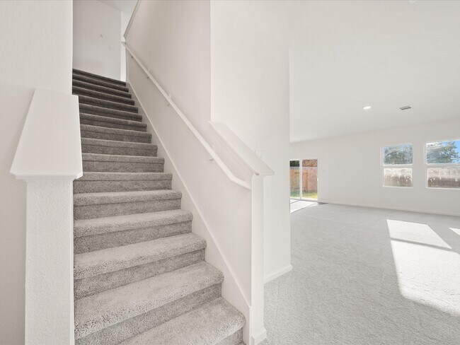 Building Photo - 608 Craven St