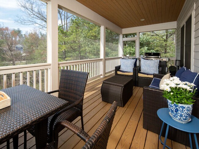 Building Photo - 27 Slippery Rock Dr