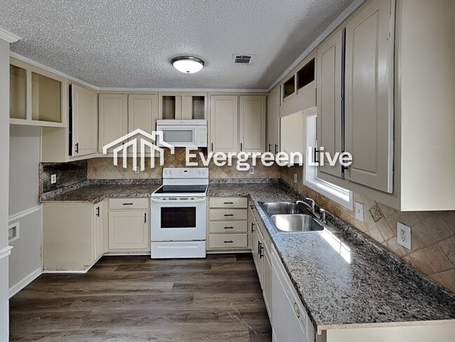 Building Photo - 55 Dove Point