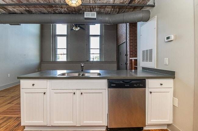 Building Photo - Nash Street Lofts-Unit I