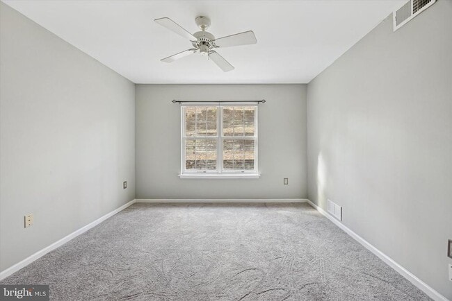 Building Photo - 253 Miley Rd