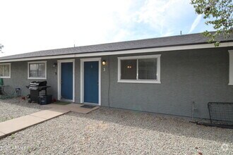 Building Photo - 3002 W Waltann Ln