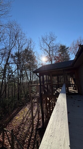 Building Photo - 56 Puff Hill Dr