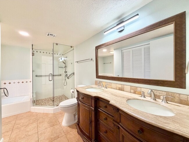 Building Photo - 112 Willow Lake Dr